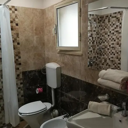 Hotell Ig-tysandros 3*