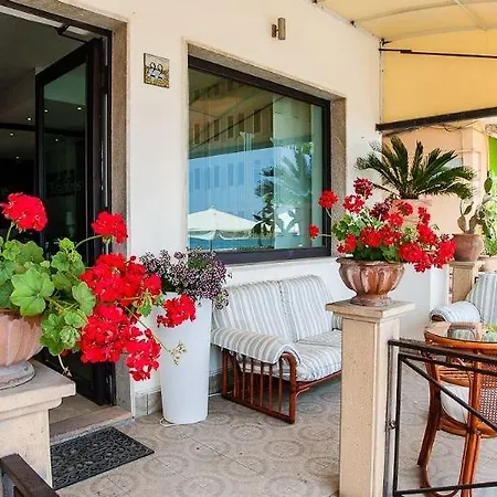 Ig-tysandros Hotel
