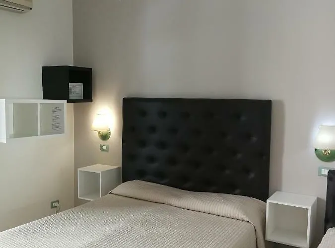 Ig-tysandros Szálloda Giardini Naxos