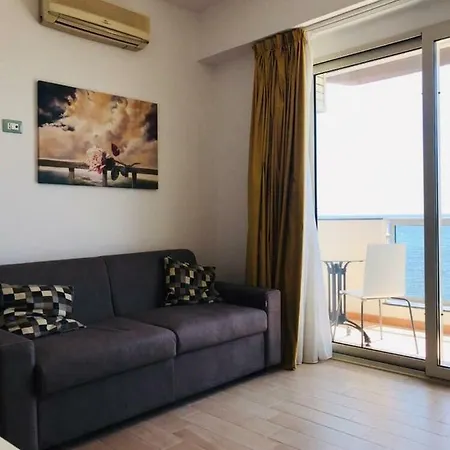 מלון Ig-tysandros 3*