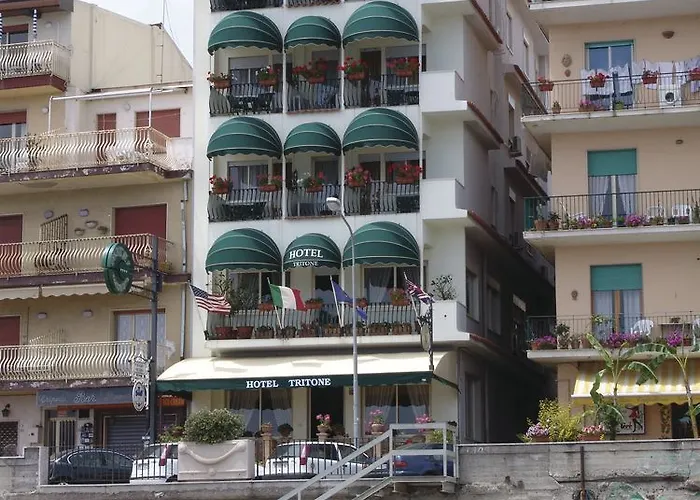 Hotel Ig-tysandros 3*