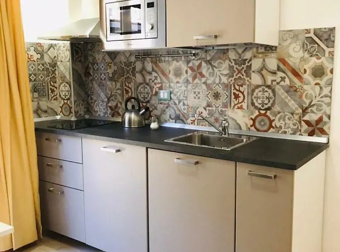 Ig-tysandros فندق 3*